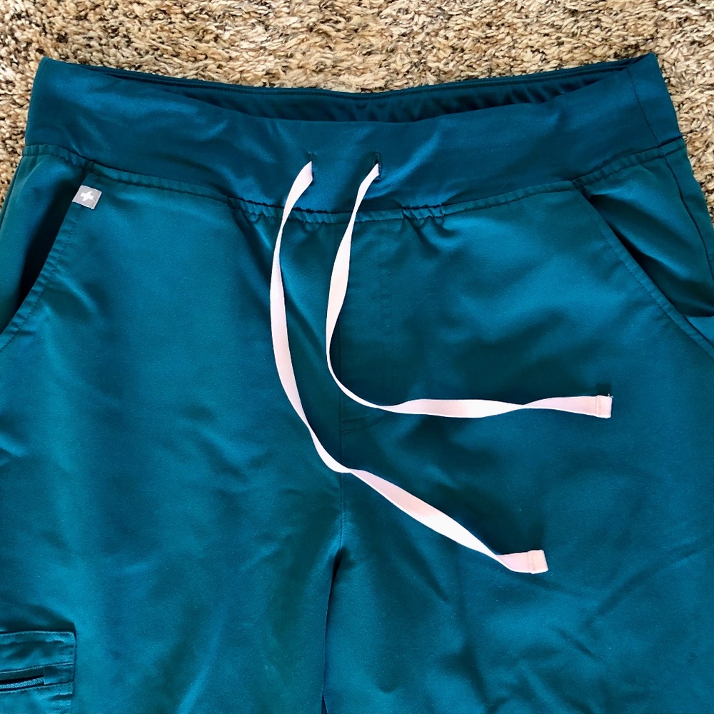 Figs Caribbean blue High waisted Zamora joggers scrub pants Tall Large
